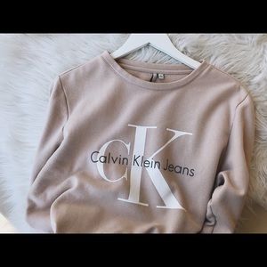 Calvin Klein crewneck sweatshirt